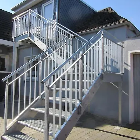 Komplett Ausgestattetes , Ebbe Und Flut Apartment Emden